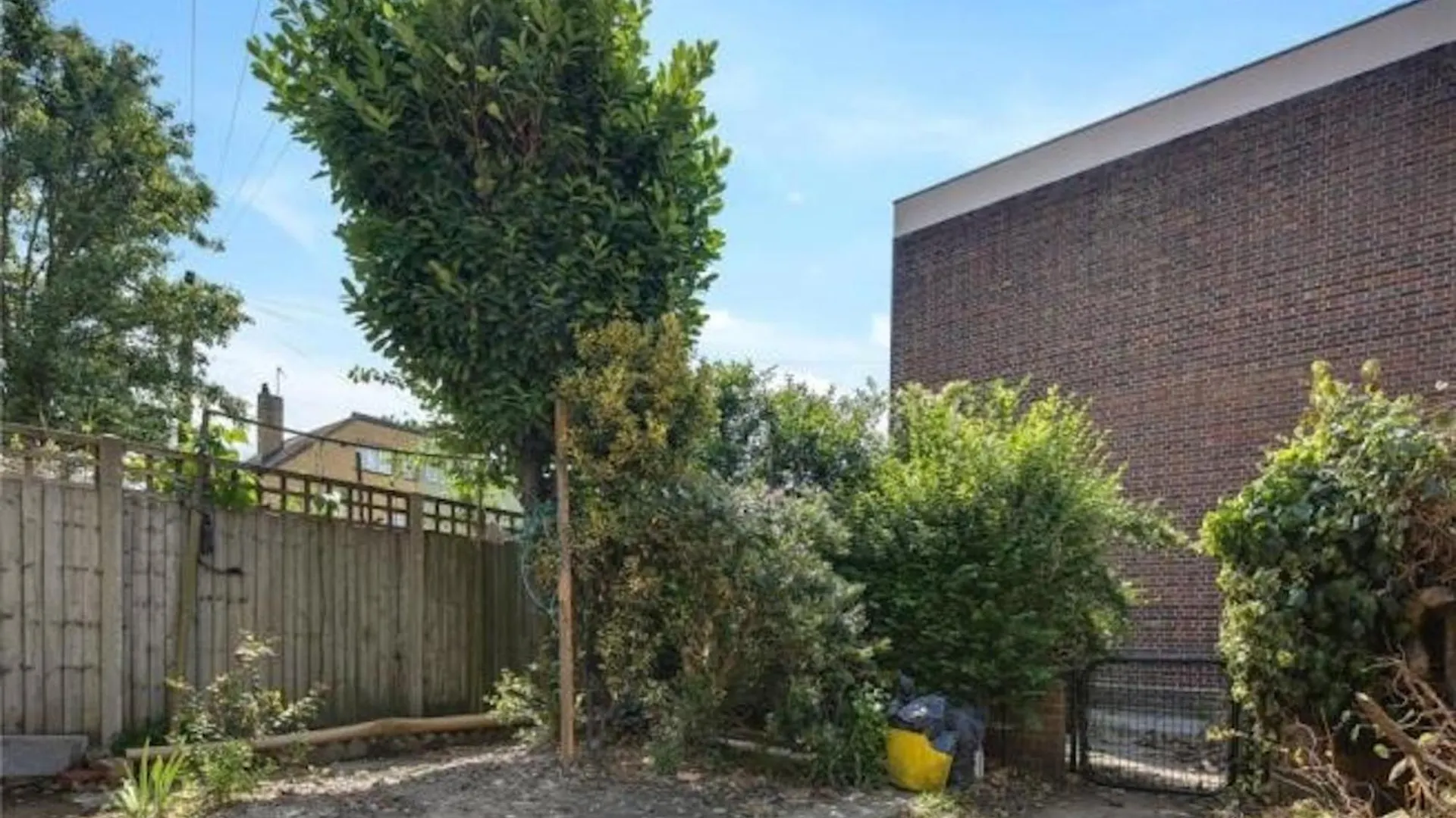Limehouse Townhomes Modern 4-Bedroom, 3-Bathroom Townhome With A Private Garden London 0*,  United Kingdom